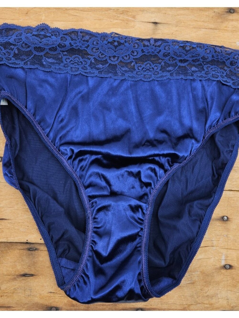 NWOT VTG 90s Victoria's Secret Navy Blue Satin Panties Womens M Lace